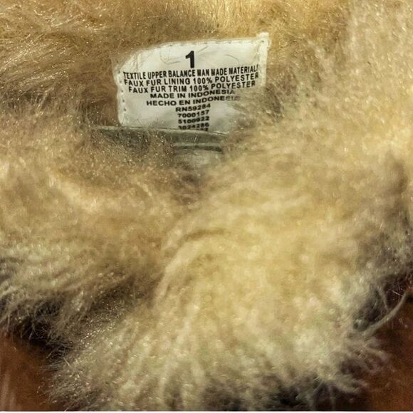 Children’s Place Faux Suede Buckle Detail Booties - Picture 8 of 10